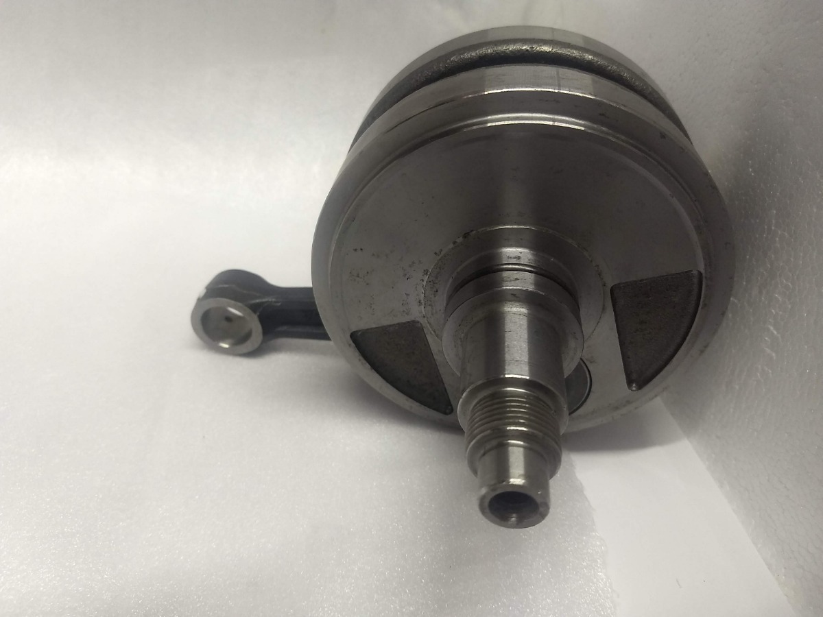 Cigüeñal con biela - Image 4