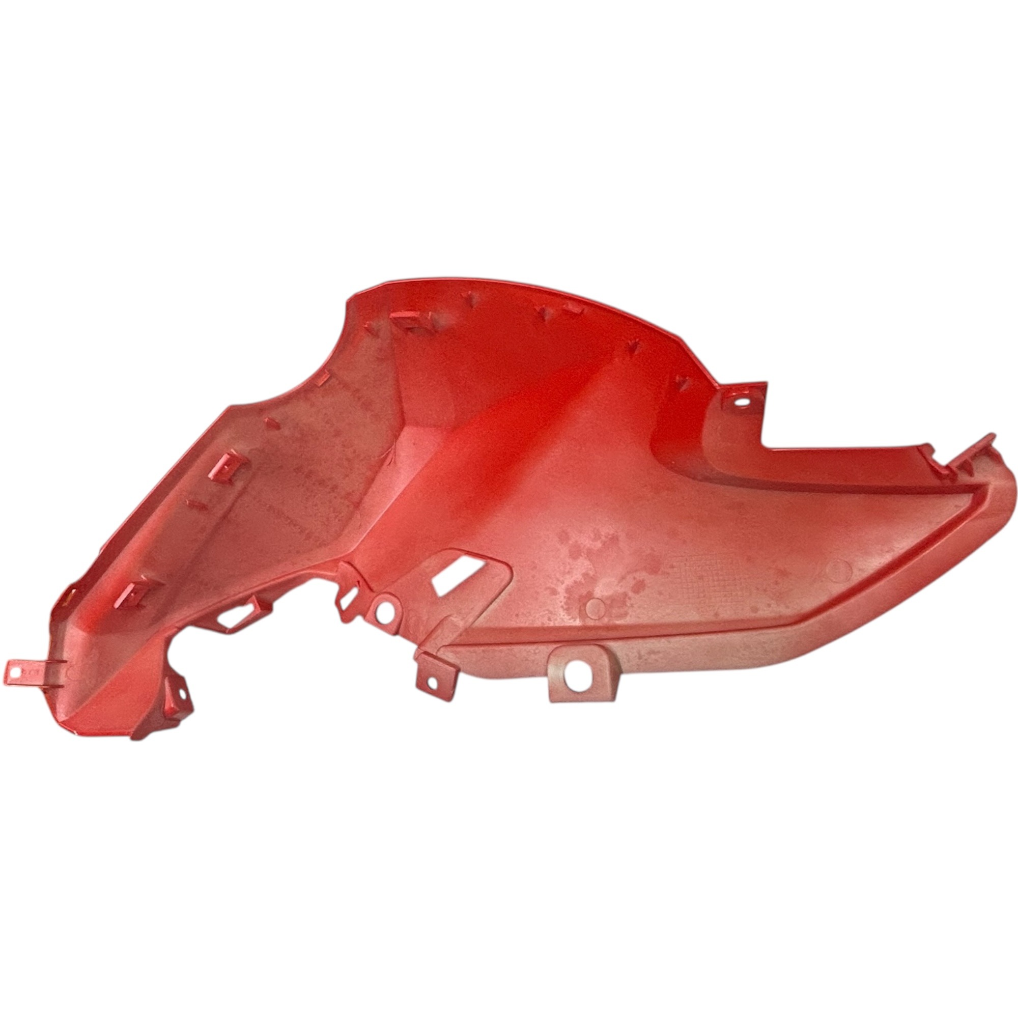 CUBIERTA TANQUE COMBUSTIBLE DERECHA ROJO CON STICKER